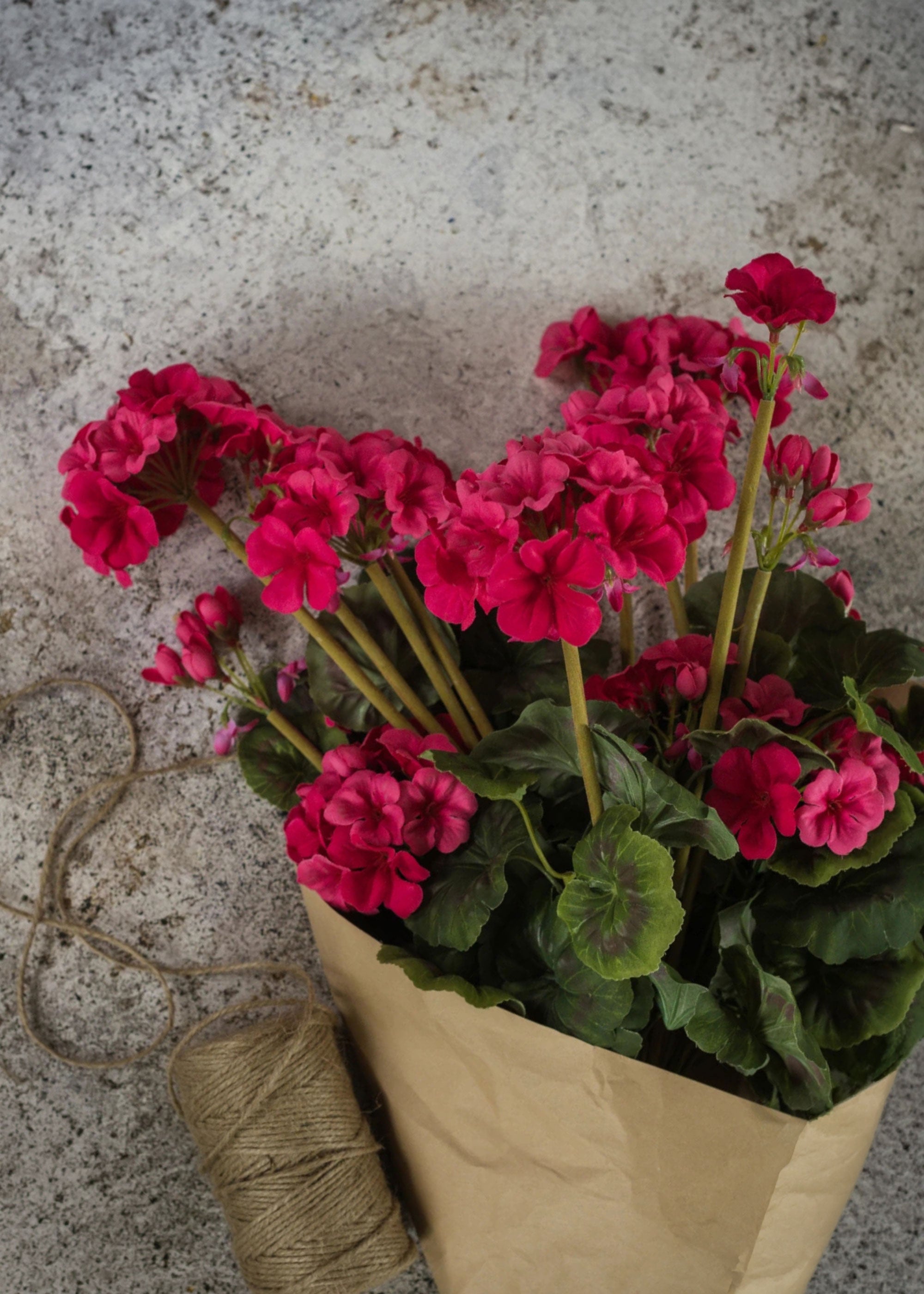 Artificial Geranium Flower Bush in Dark Pink - 19.5"