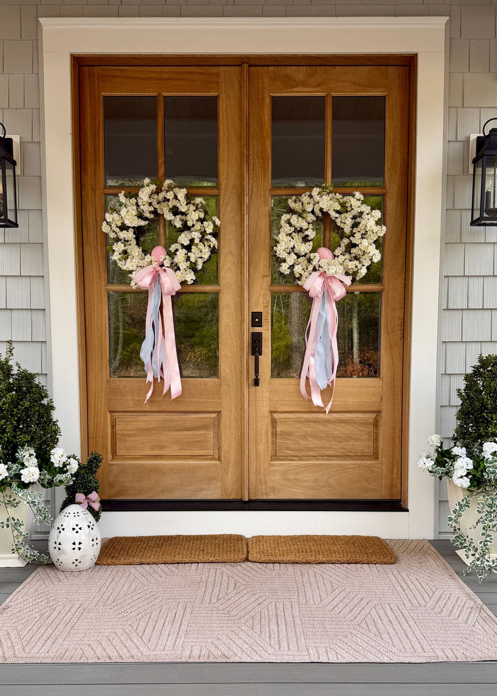 Fake Cherry Blossom Wreath in White - 24"