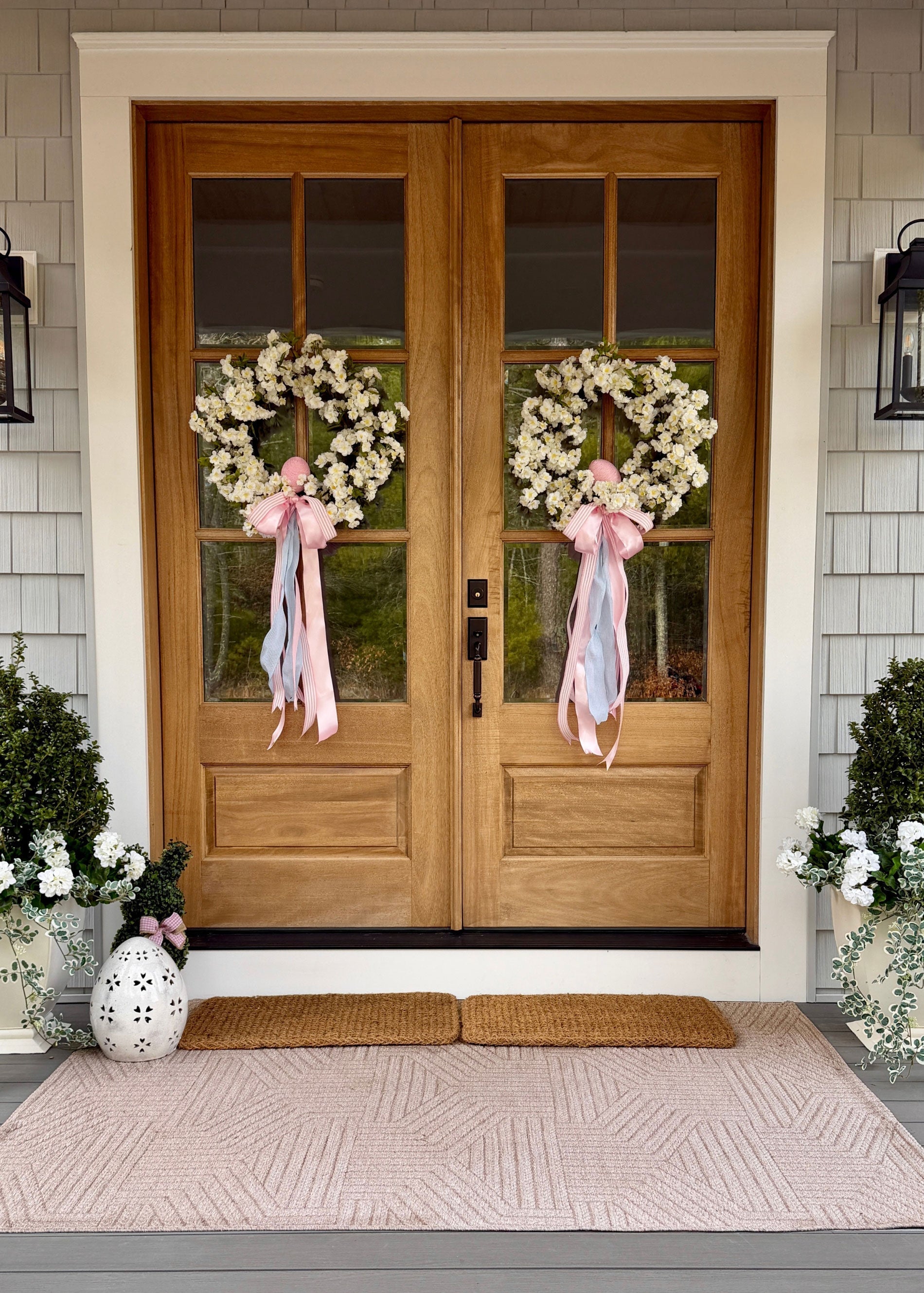 Fake Cherry Blossom Wreath in White - 24"
