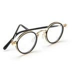 Ultralight Multifocal Photochromic Glasses